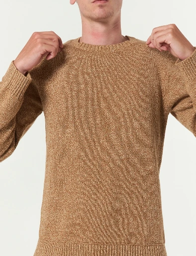Sweater Mostaza con Textura