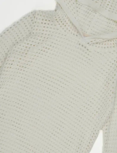 Sweater Troquelado con Capucha Crudo