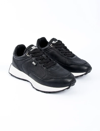 Sneaker con Cordones Negro | Xti