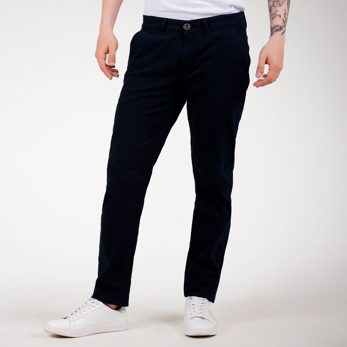Pantalón drill bolsillos de ribete