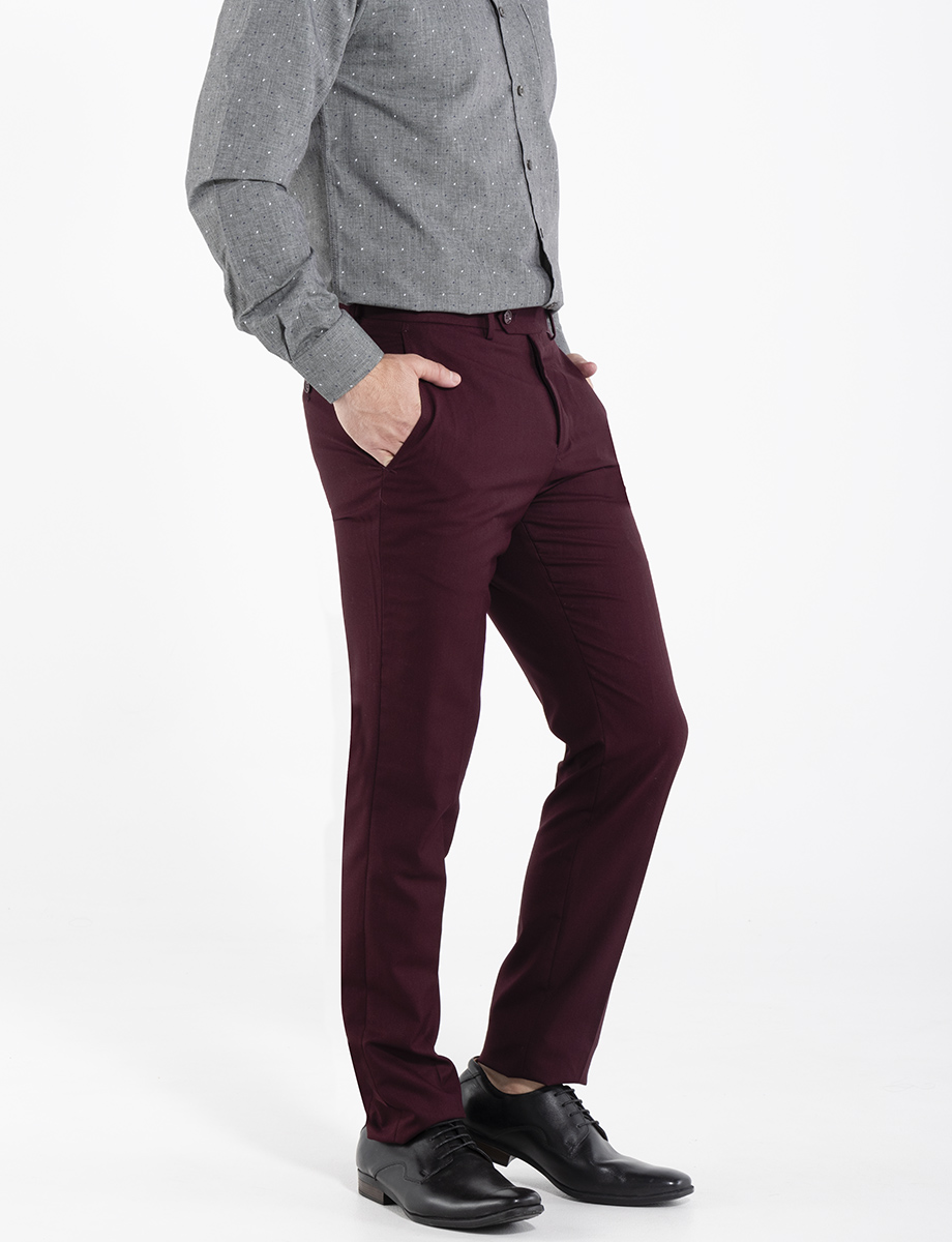 Pantalón ejecutivo vino