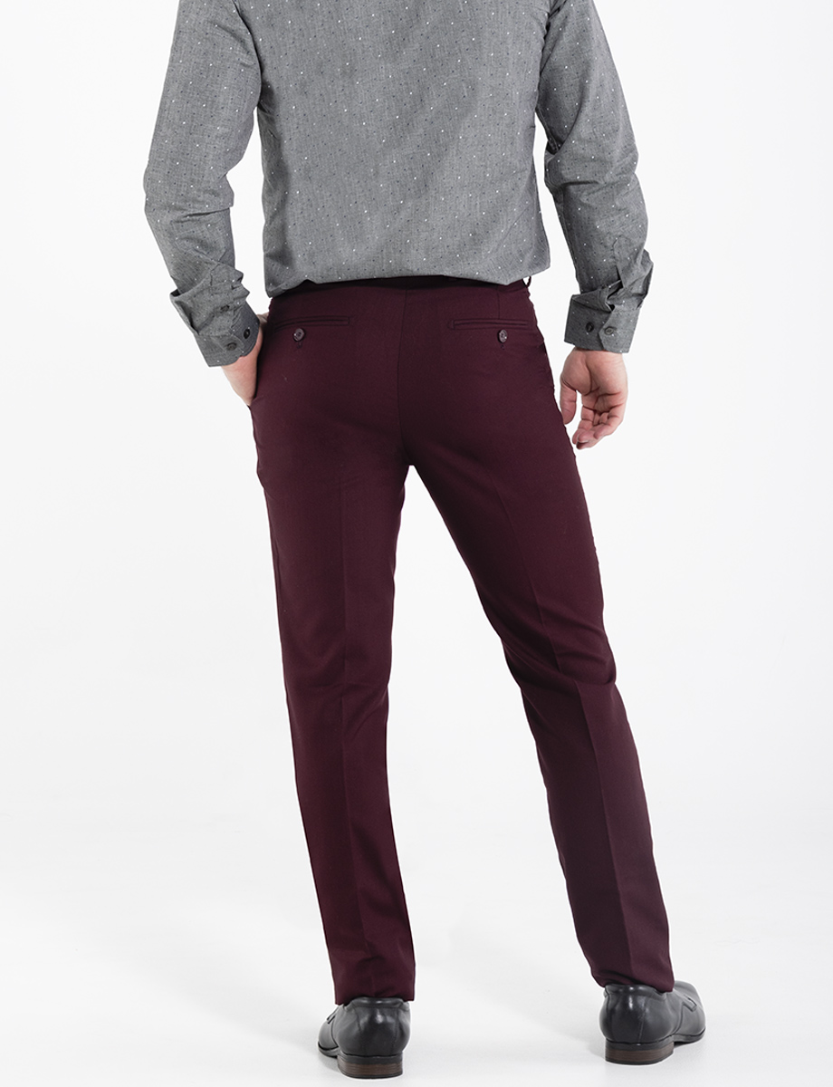 Pantalón ejecutivo vino