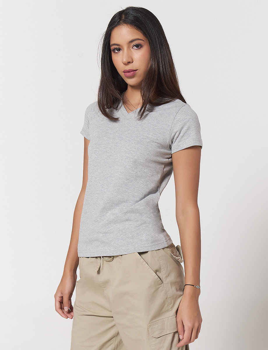 Camiseta Cuello en V Gris