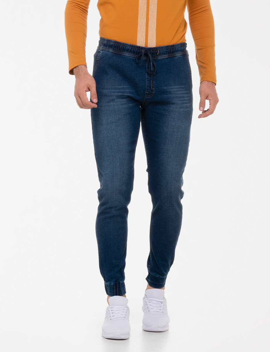 Jogger llano azul oscuro