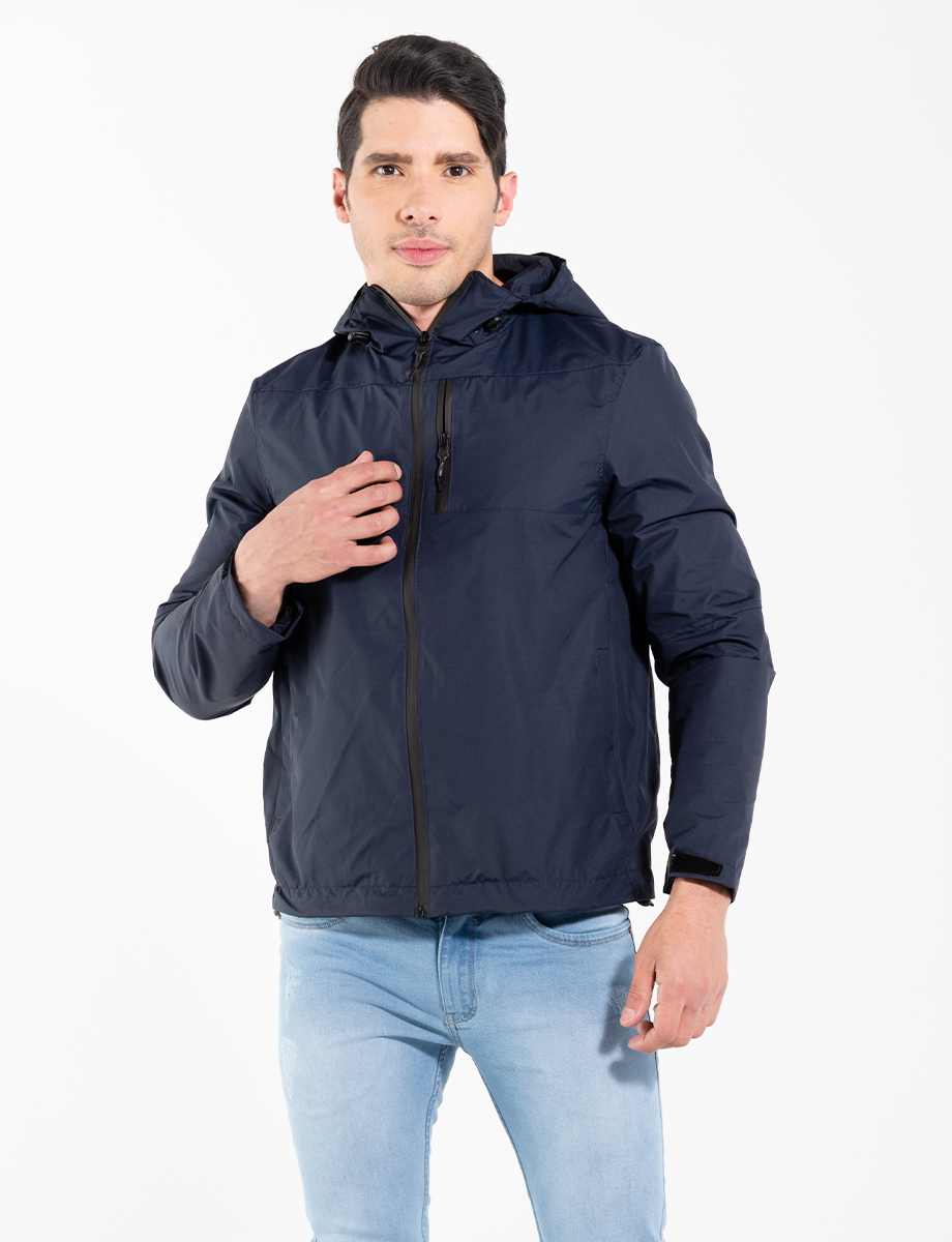 Chaqueta impermeable azul marino