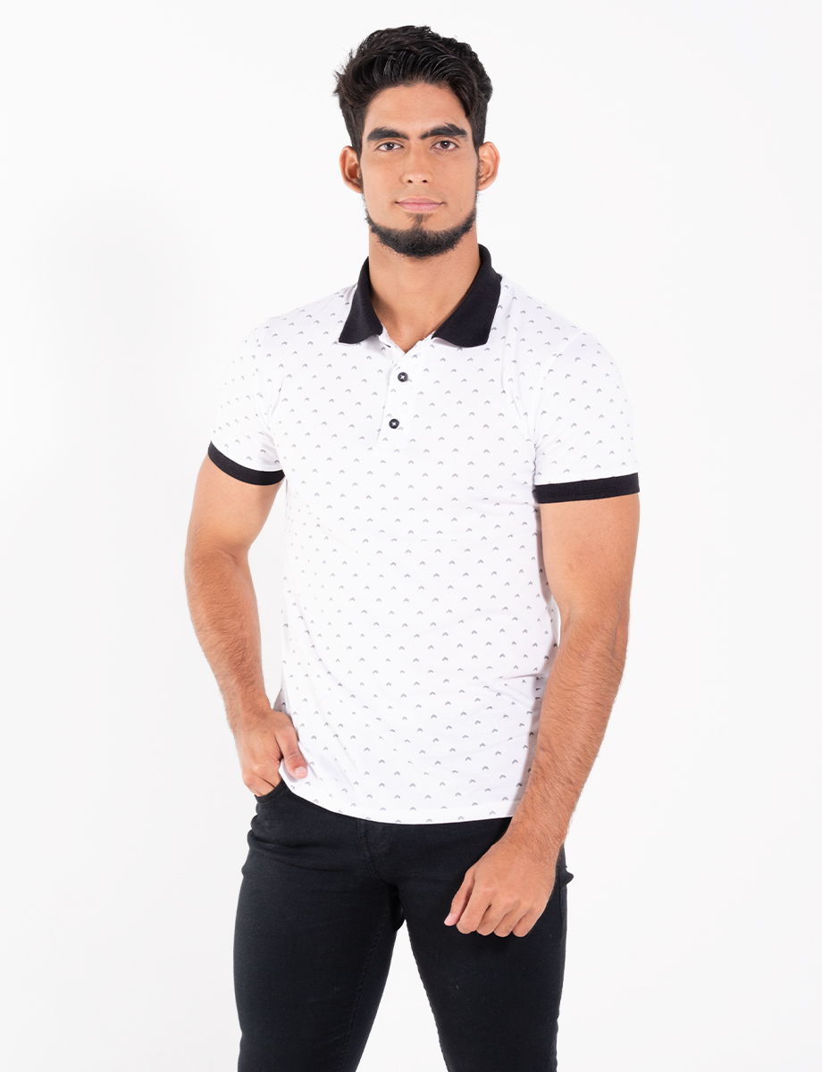 Polo prints cuello negro