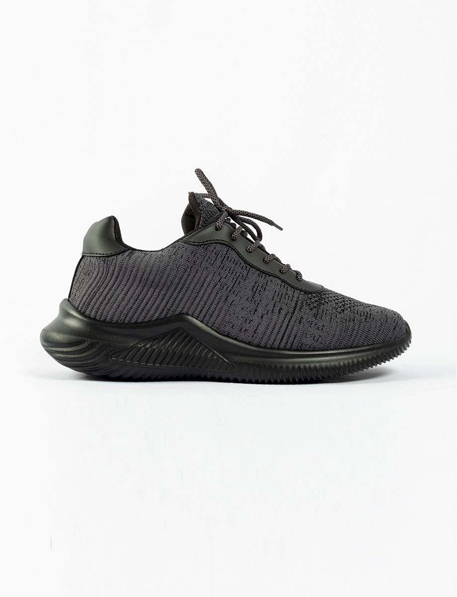 Sneaker llano gris oscuro - negro