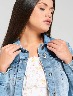 Chaqueta jean azul claro con lavado