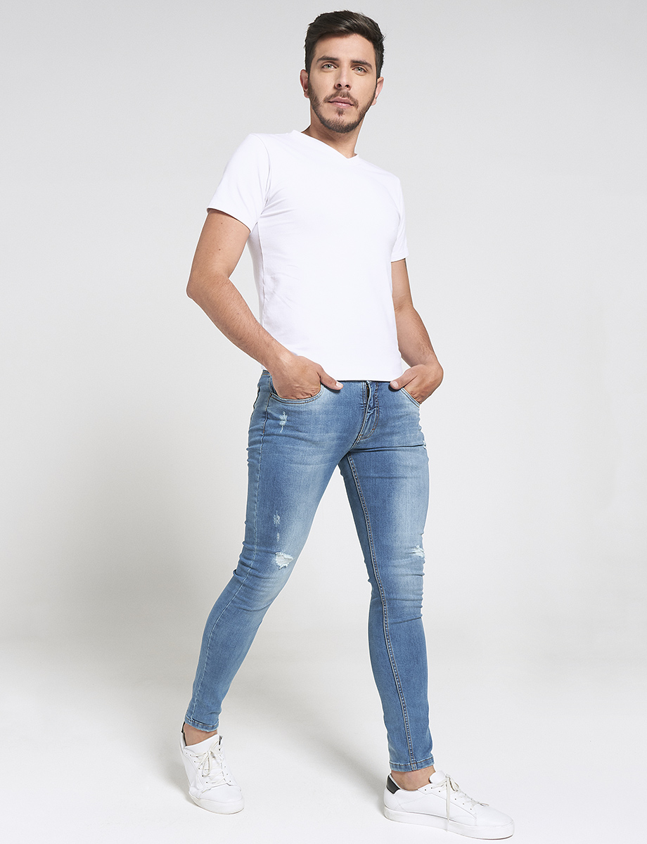 Jean Super skinny roto azul claro