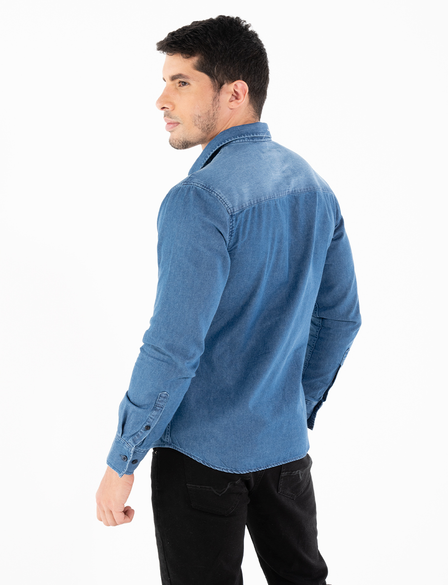 Camisa denim con bolsillos