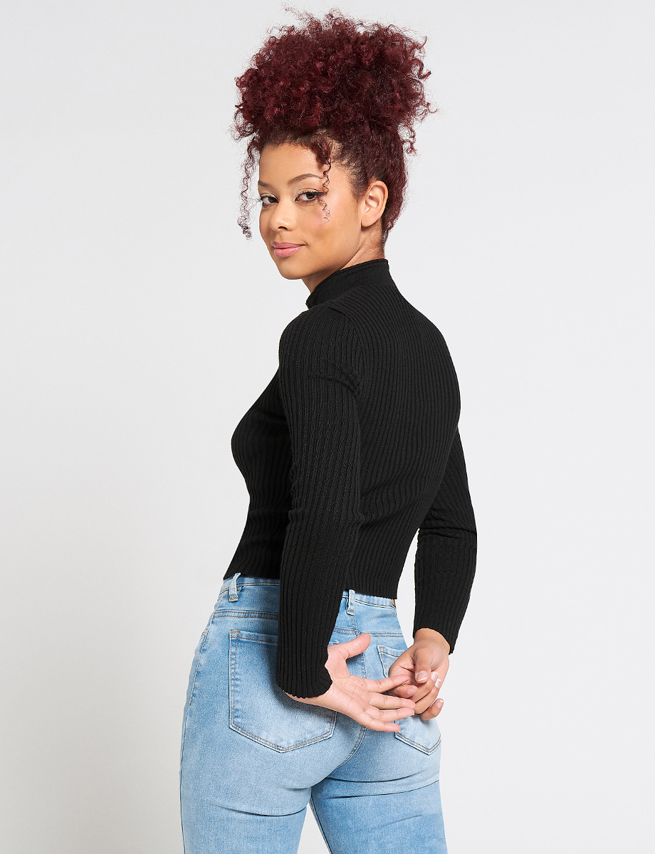 Sweater Cuello Alto Unicolor