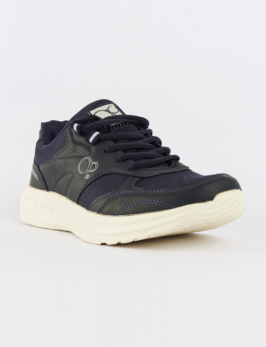 Sneaker con Cordones Negro OP