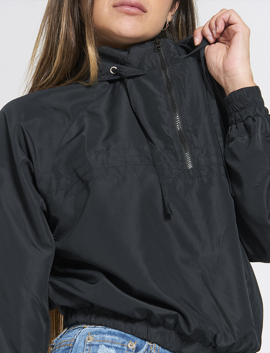 Chaqueta Rompevientos con Cierre