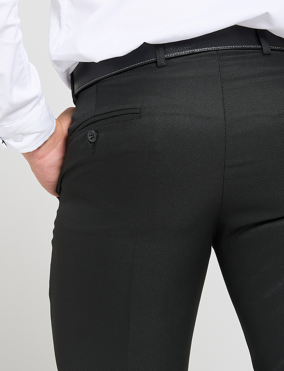 Pantalón formal negro
