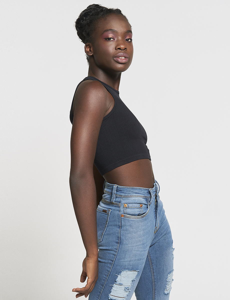Crop Top Manga Sisa Unicolor