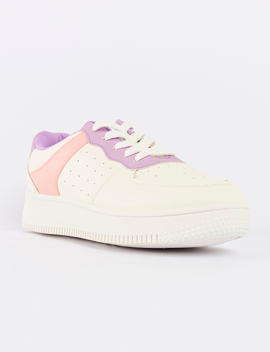 Zapato Deportivo con Cordones