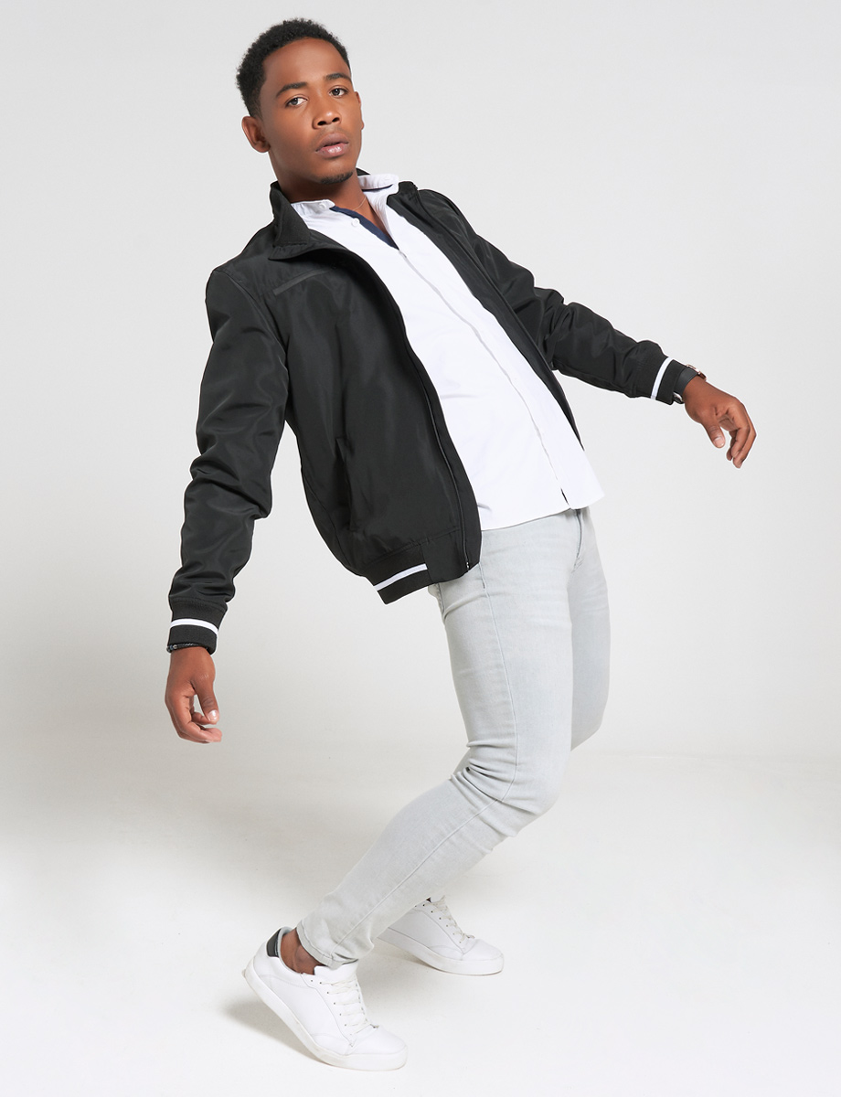 Chaqueta Bomber en poliéster negro/blanco