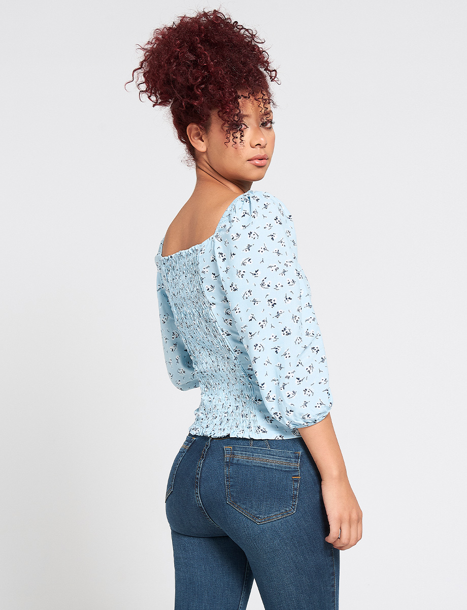 Blusa Prints Flores Celeste