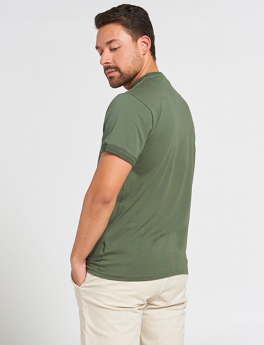 Polo Verde Militar Cuello Mao