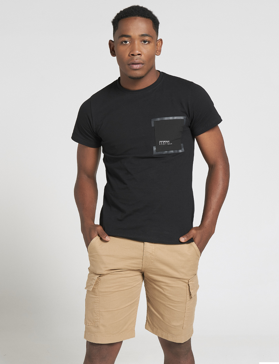 Camiseta Negra Contemporary