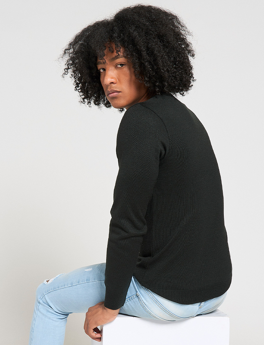 Sweater Básico Cuello en V