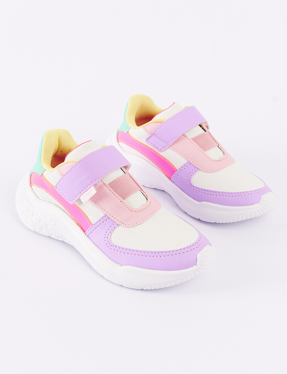 Sneaker Combinado con Velcro | Pampili