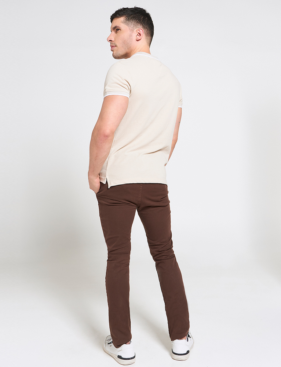 Pantalón Chino Regular Chocolate