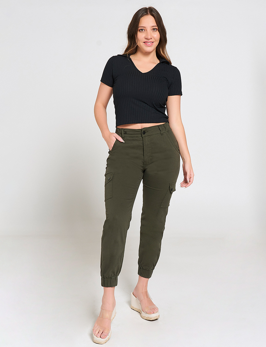 Jogger Cargo con Cadena