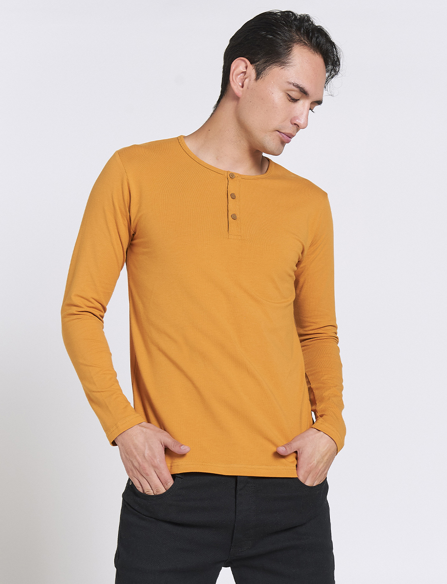 Buzo Básico Unicolor Cuello Henley