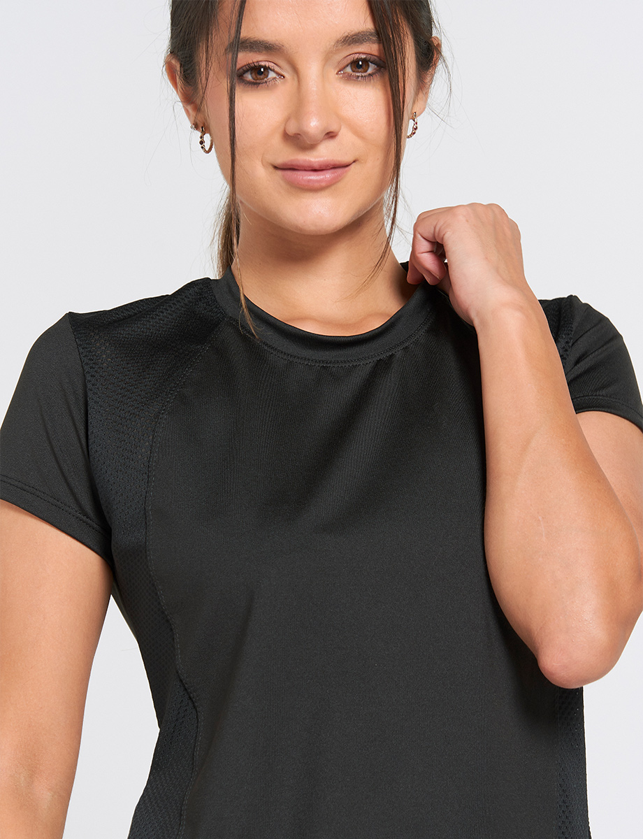 Camiseta Sport con Malla Negra
