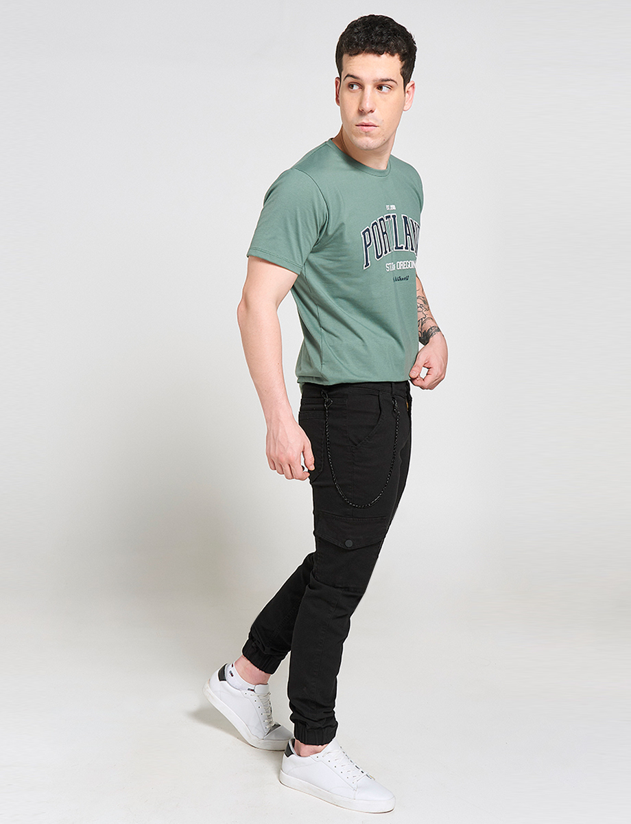 Jogger Bolsillos Cargo con Cadena
