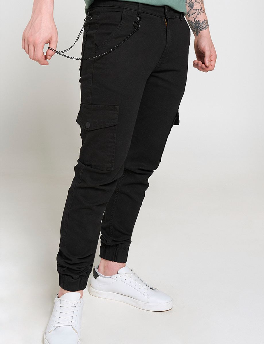 Jogger Bolsillos Cargo con Cadena