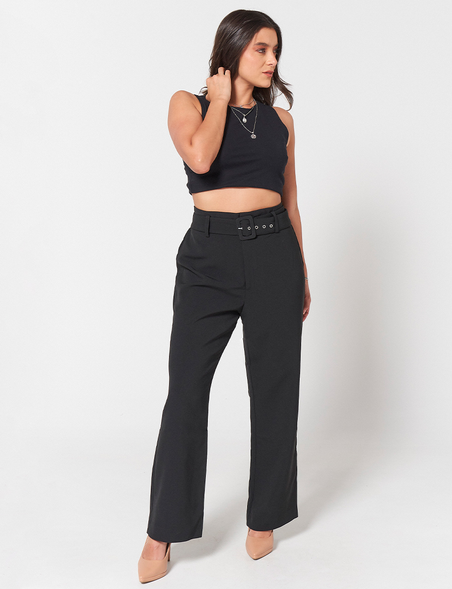 Pantalón Llano Negro con Cinturón