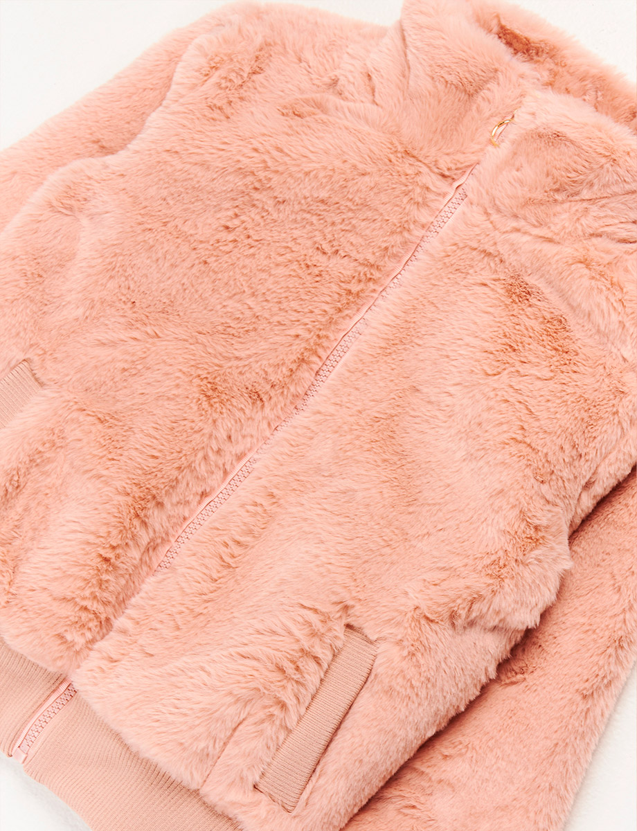 Chaqueta esc Peluche Cuello Alto