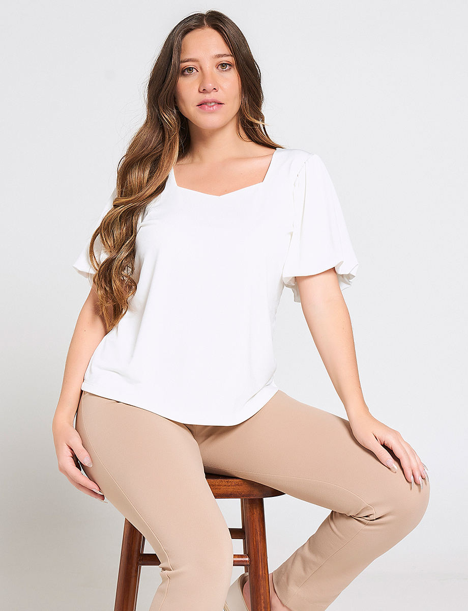 Camiseta Blanca Manga Bombacha