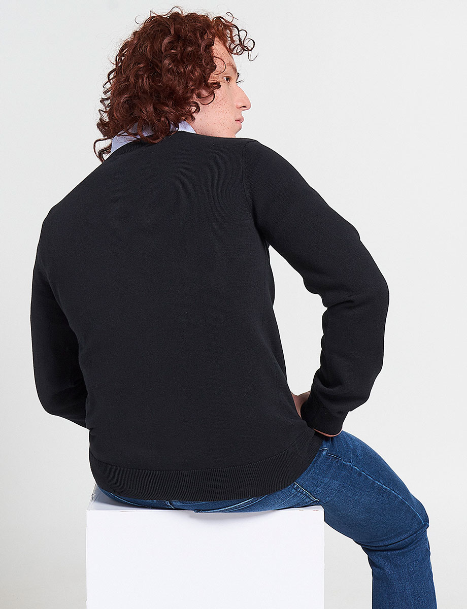 Sweater Básico Cuello en V