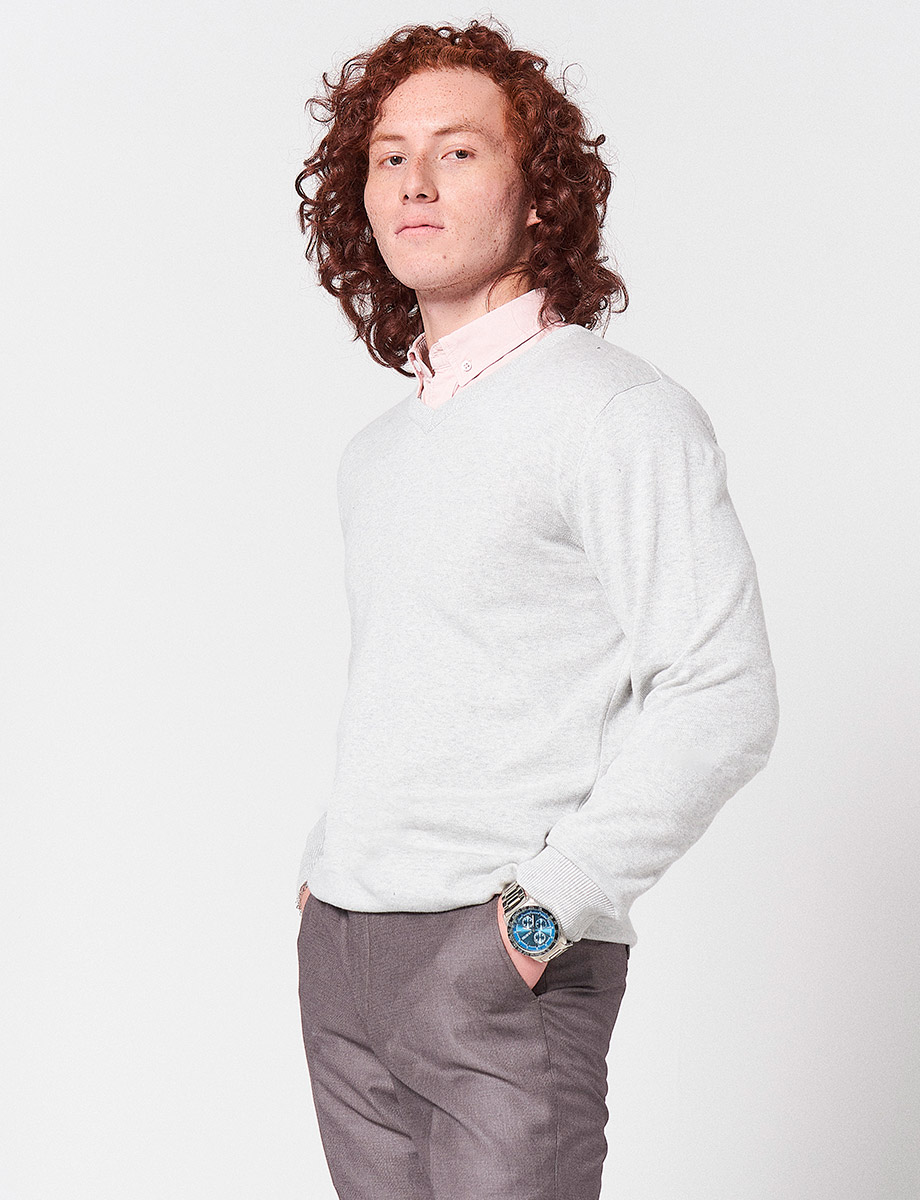 Sweater Cuello en V Unicolor