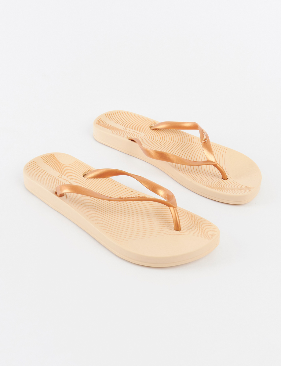 Sandalia Playera Beige