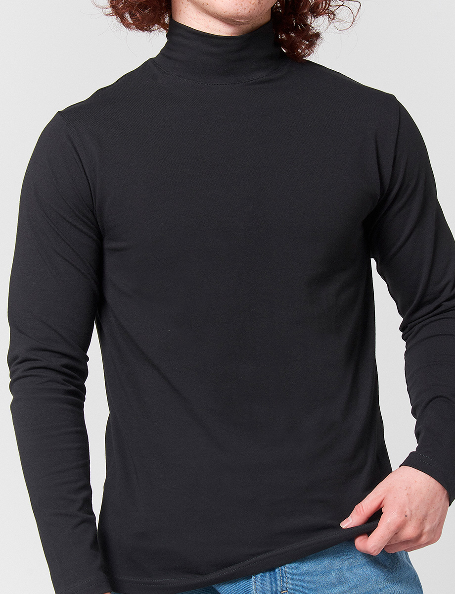 Buzo Cuello Alto Negro