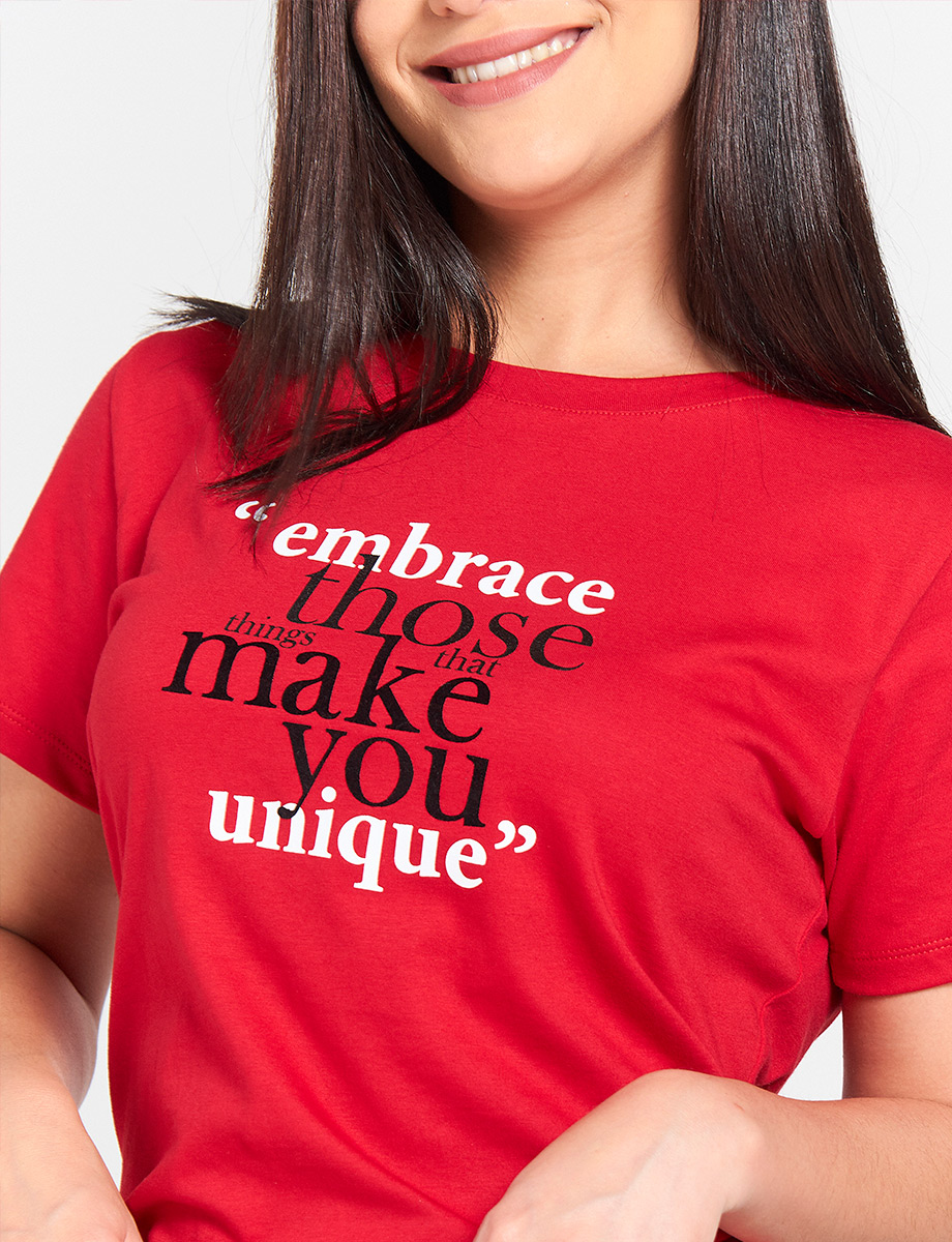 Camiseta Roja Estampada Letras