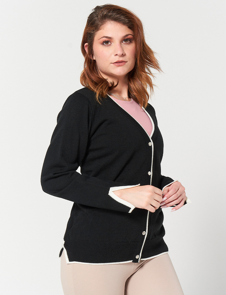 Sweater con Botones Negro