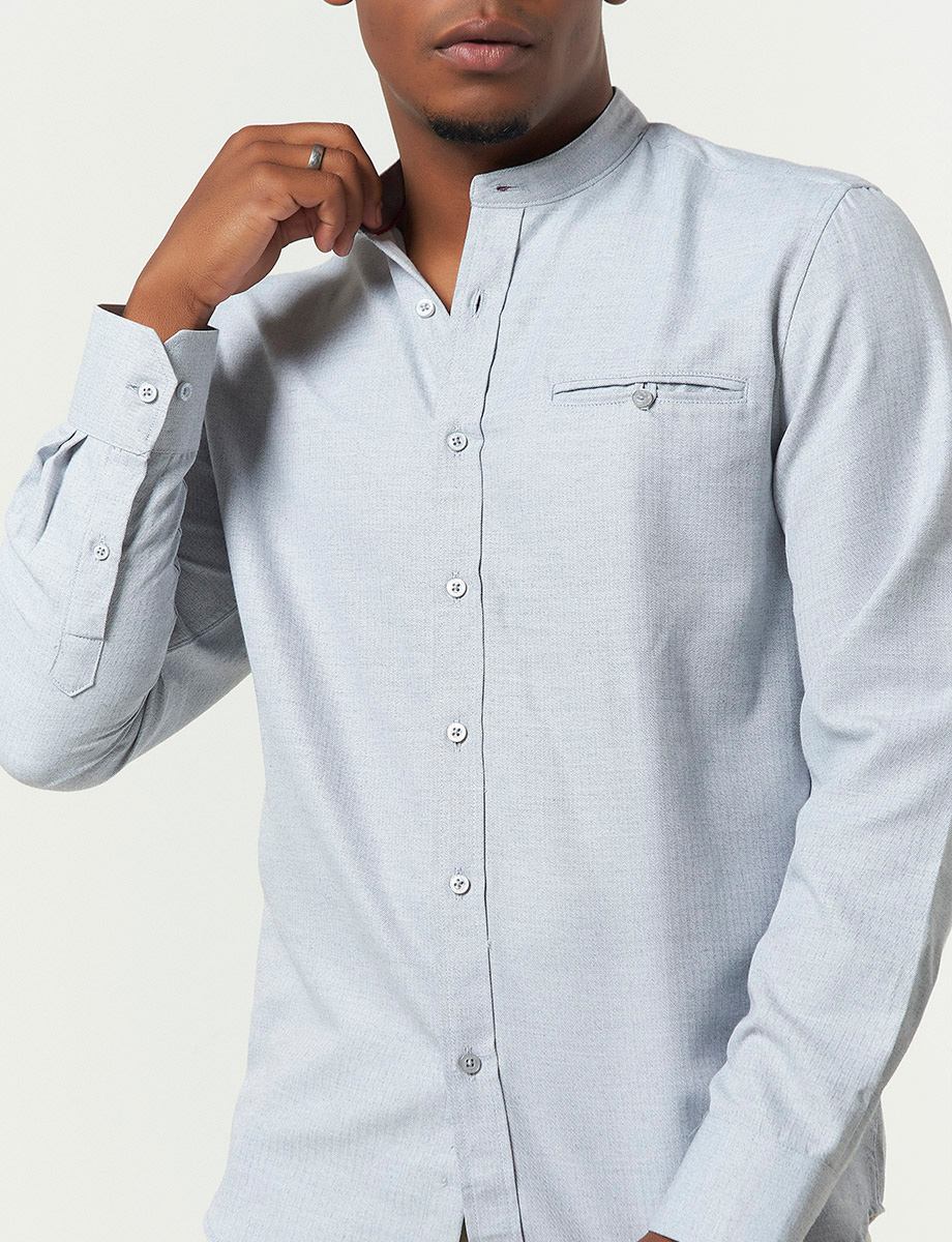 Camisa Gris Claro con Bolsillo
