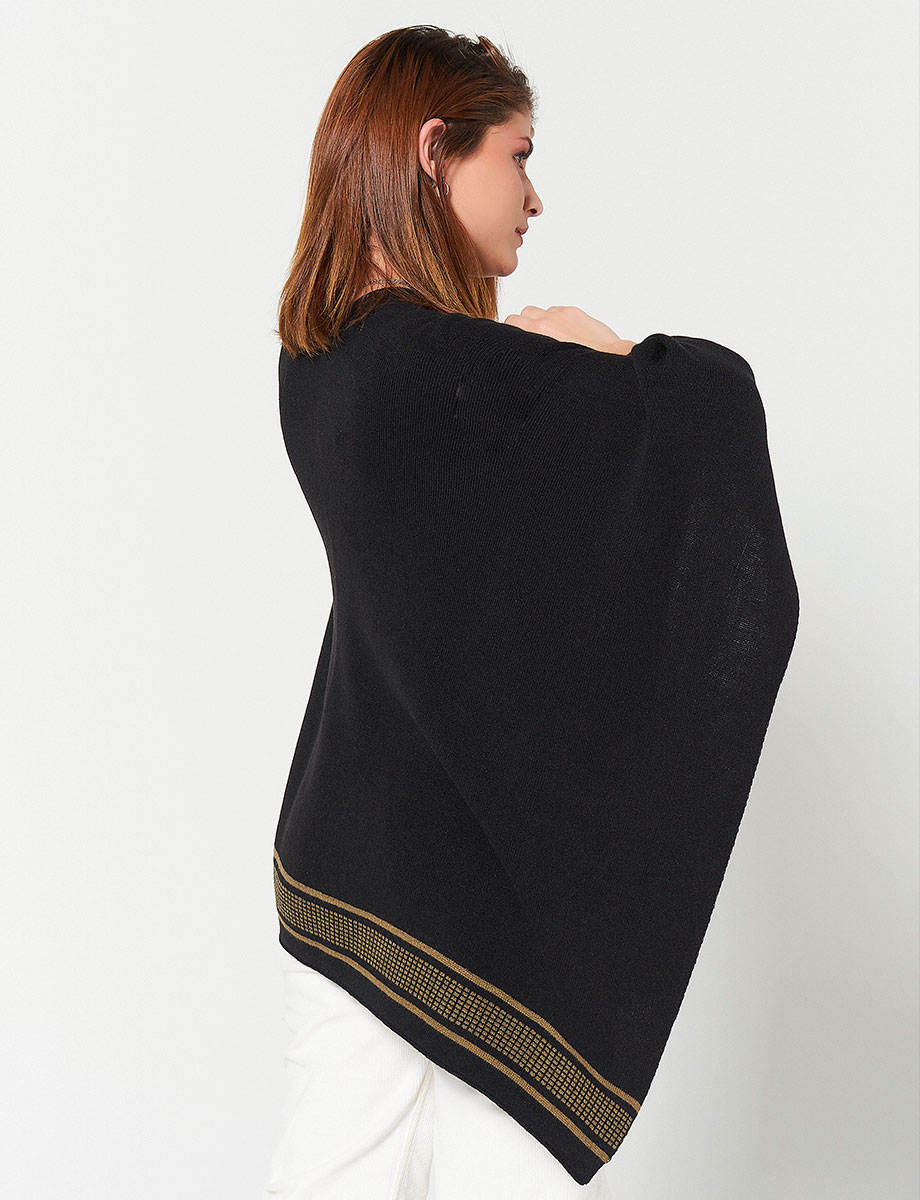 Poncho Clásico Negro