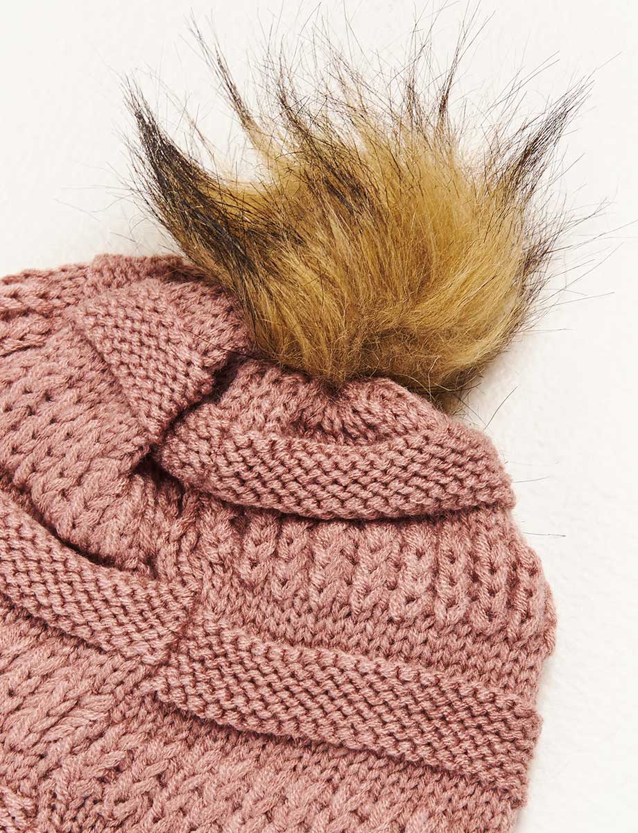 Gorro Infantil Tejido con Pompón