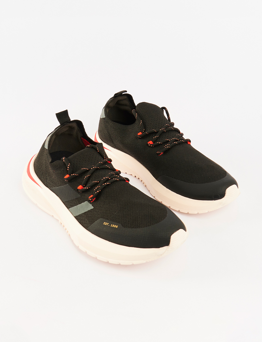 Sneaker Negro Slip On Coca Cola