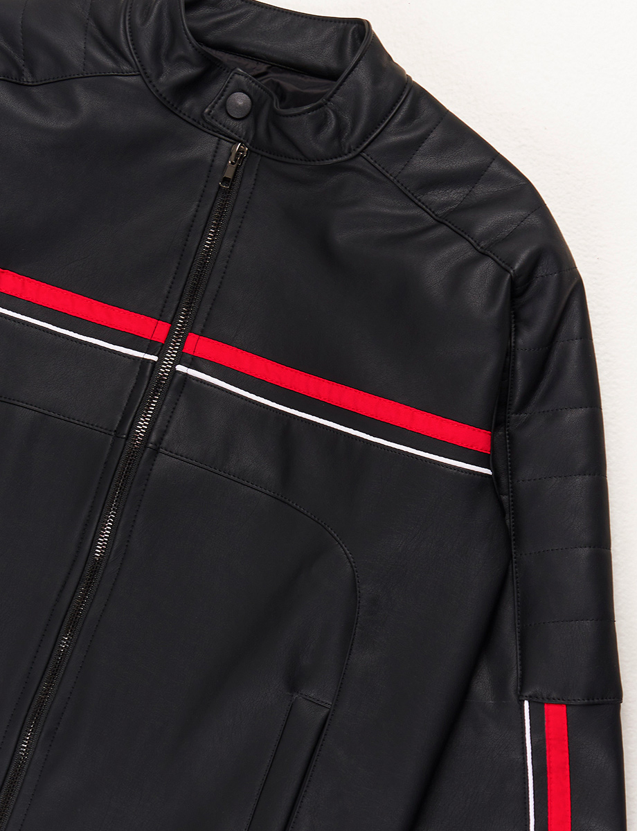 Chaqueta de Cuerina Negra
