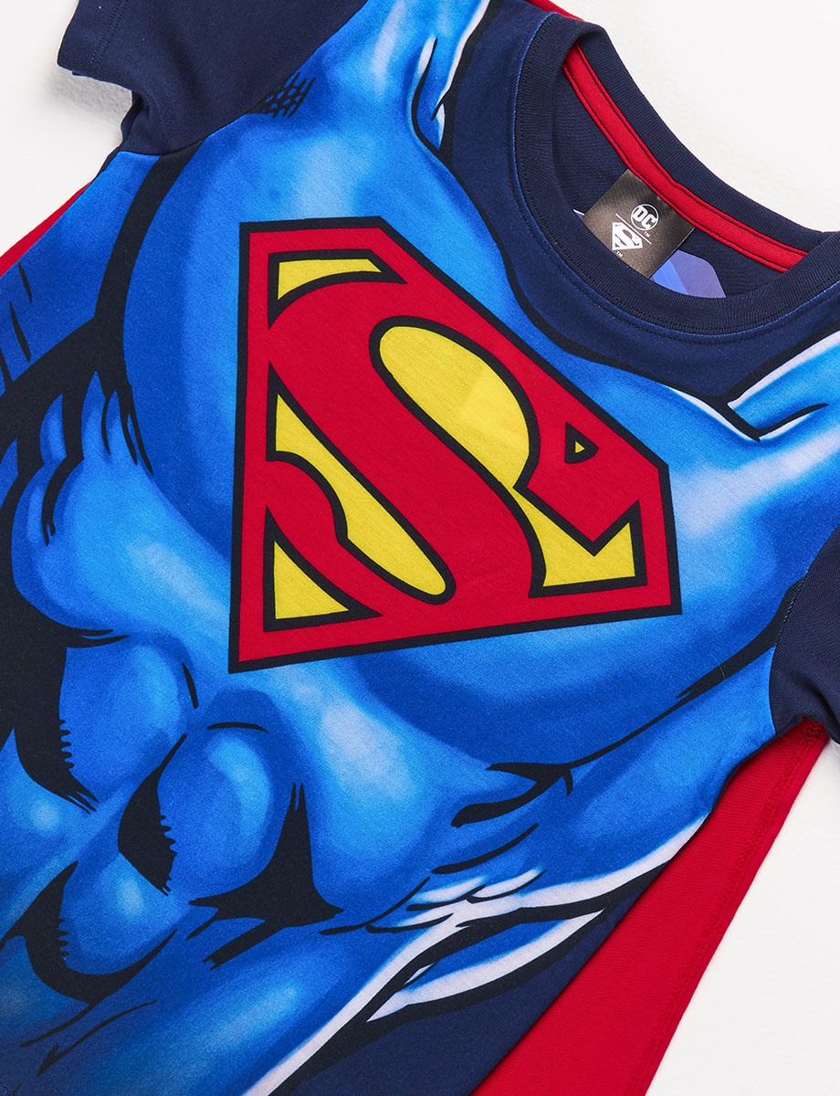 Camiseta esc Superman con Capa
