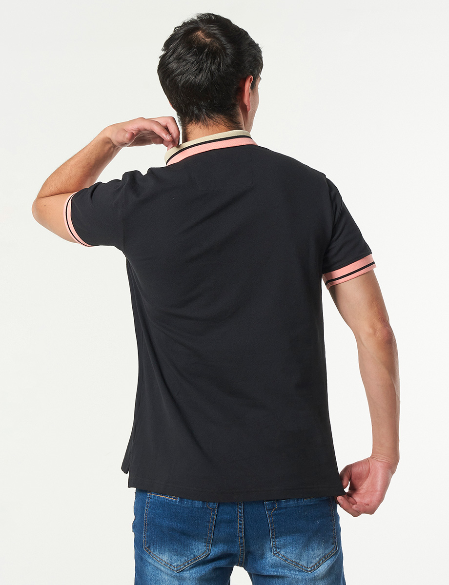 Camiseta Polo Negro con Detalle de Color