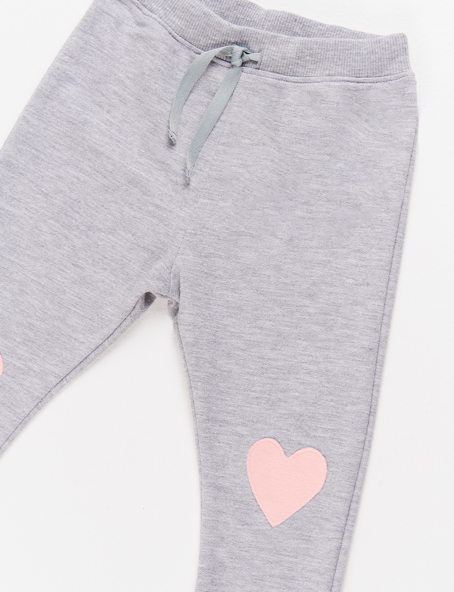 Jogger Gris con Corazòn