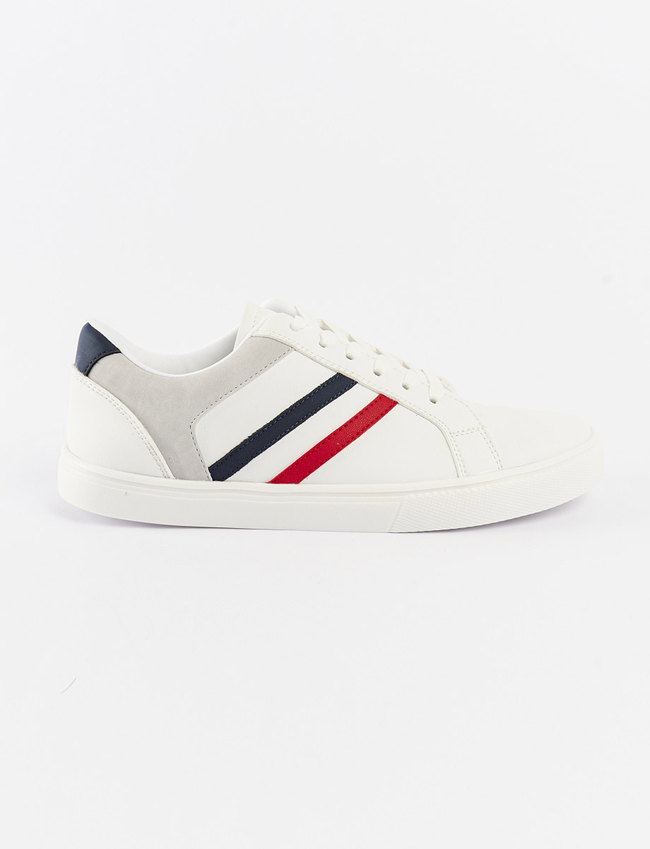 Zapato Blanco con Franjas